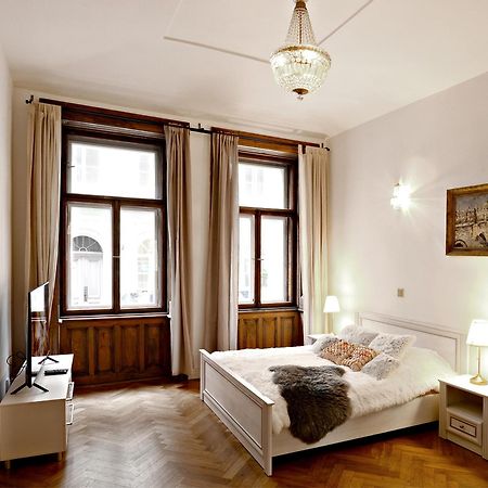 Imperial Deluxe Suite Praga Esterno foto
