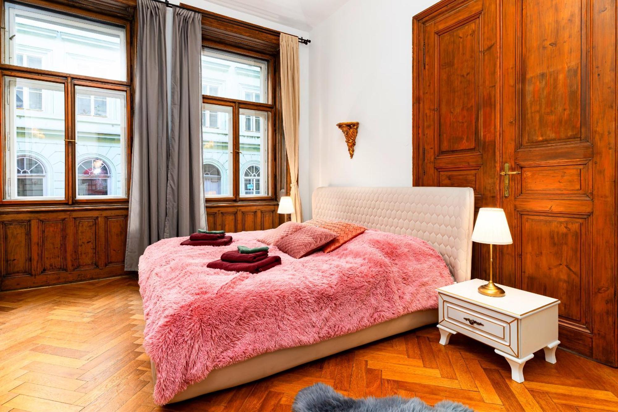 Imperial Deluxe Suite Praga Esterno foto